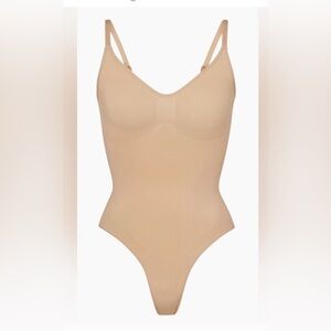 SKIMS Nude Shapewear Bodysuit NWOT
